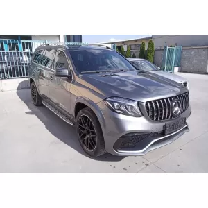 Un pacchetto di design tipo 63 adatto per Mercedes GLS X166 2015-2018 con elementi cromati e terminali di scarico-image-6265415