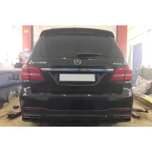 Un pacchetto di design tipo 63 adatto per Mercedes GLS X166 2015-2018 con elementi cromati e terminali di scarico-image-6265421