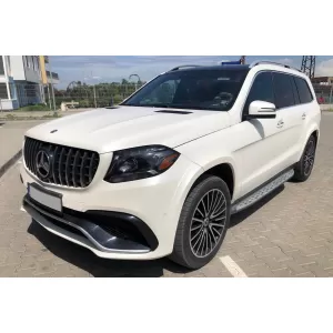 Un pacchetto di design tipo 63 adatto per Mercedes GLS X166 2015-2018 con elementi cromati e terminali di scarico-image-6265422