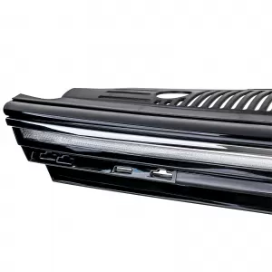 Sport grille with illuminated chrome strip for VW Golf 8 from 2019-image-6278008