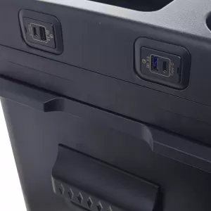 Refrigerator de lux pentru cotiera pentru Mercedes Sprinter W907 cu scaune individuale-image-6278600