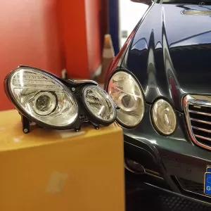 Headlights Set Suitable for Mercedes-Benz E-Class W211 02-06 Chrome Facelift Look H7/H7 (Halogen) With Motor Depo-image-6290336