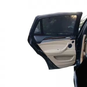 Sun Shade Interior Side Windows Car Flexible Large 105 x 56 cm WINDRTL-image-6293921