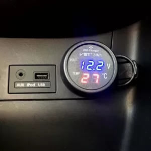 Car Voltmeter Thermometer USB Charger 3in1 With Red And Blue Numbers 99103-image-6297511