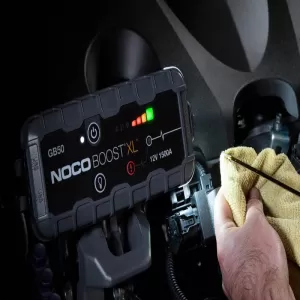 Car Booster Noco Boost XL UltraSafe GB50 12 Volt 1500 Amper-image-6299660