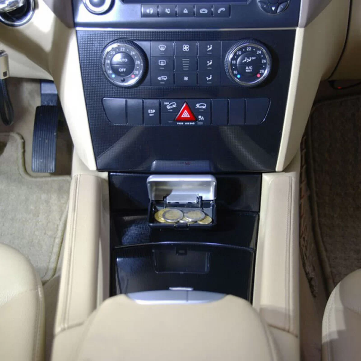 modal-image-6303398