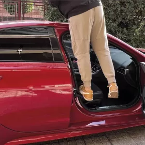 Door Step suitable for Easy Access To Roof Rack & Safety Hammer 2 In 1 Swiss Drive EPA0215-image-6314283