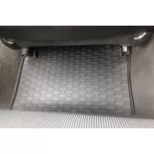 Rubber Car Mats Geyer & Hosaja suitable for BMW 3 E90 Sedan / E91 Wagon 2004-2012 4 Pieces Black 826/4C-image-6317293