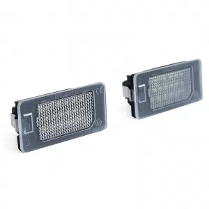 LED-Nummernschildbeleuchtung weiß 6000K geeignet für BMW E39 E60 E70 E71 E82 E88-image-6329047