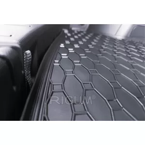 Gummimatte für den Kofferraum von Rigum geeignet für Subaru Impreza e-Boxer, XV e-Boxer nach 2020, 1 Stück, schwarz-image-6331707