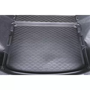 Rubber trunk mat by Rigum suitable for MG ZS, ZS Hybrid+, for the upper or lower trunk position, 1 piece, black-image-6331737