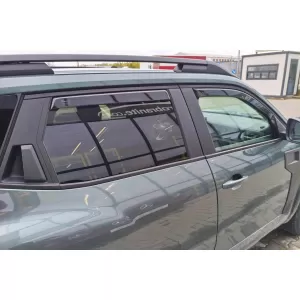 Set de deflectoare de vânt frontale și posterioare potrivite pentru Dacia Duster după 2024, fumurii închis, 4 bucăți-image-6335070