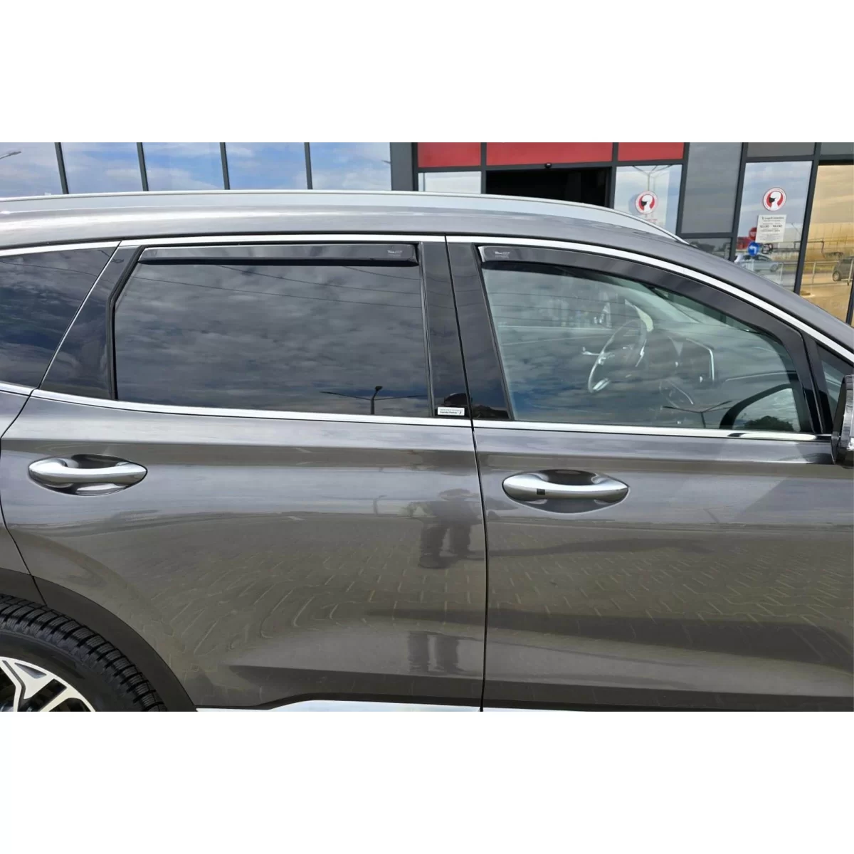 modal-image-6335383
