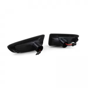 Seitenblinker geeignet für Opel Astra J 10-16 / Astra K 16+ / Insignia B 17+ / Zafira C 11-16 / Crossland X 19+ LED Dynamisch Smoke 2 Stück-image-6336992