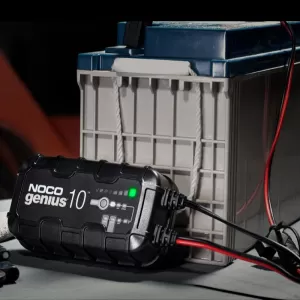 Car & Moto Battery Charger Noco 6/12 Volt 10 Amper GENIUS10EU-image-6350545