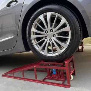Drive-on ramp set with lift platform up to 3000kg red for tire widths up to 240-image-6351721